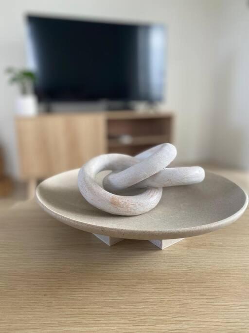 Modern Luxury 1 Bedroom Apartment - Walk To The Shops! Free Wifi Clarkson Eksteriør bilde